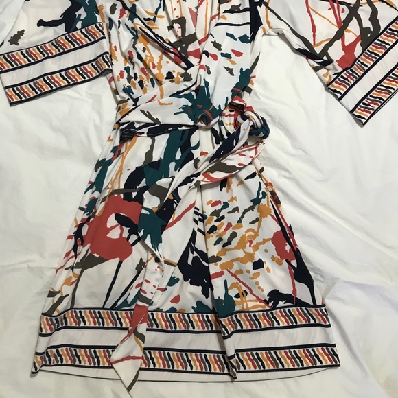 BCBG MaxAzria Vintage Wrap Dress MED - Picture 2 of 3